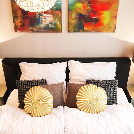 Comfort And Style In City Center With Ensuite Bathroom On Schaafenstrasse Köln Exterior foto